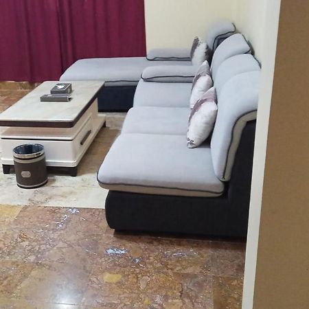 Farah Hotel Apartment 무스카트 외부 사진