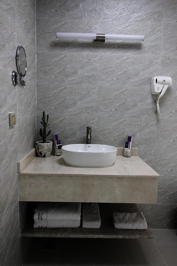 Farah Hotel Apartment 무스카트 외부 사진